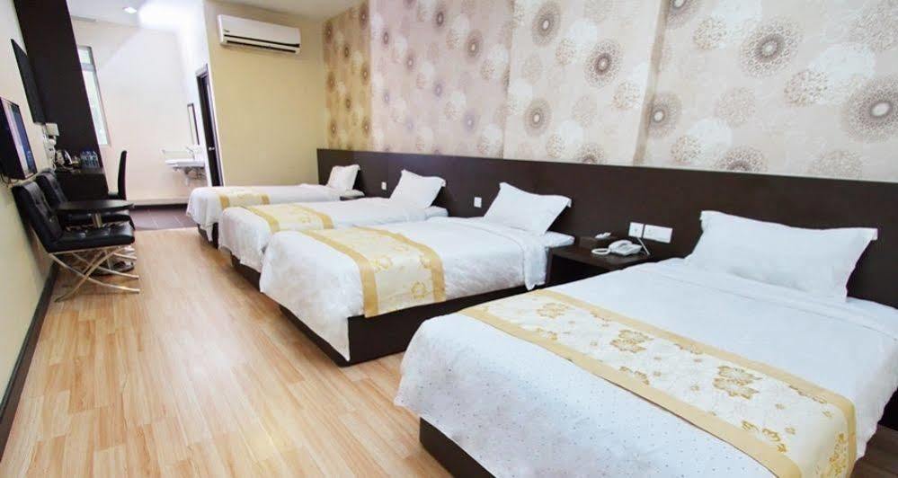 Tebrau Ct Hotel